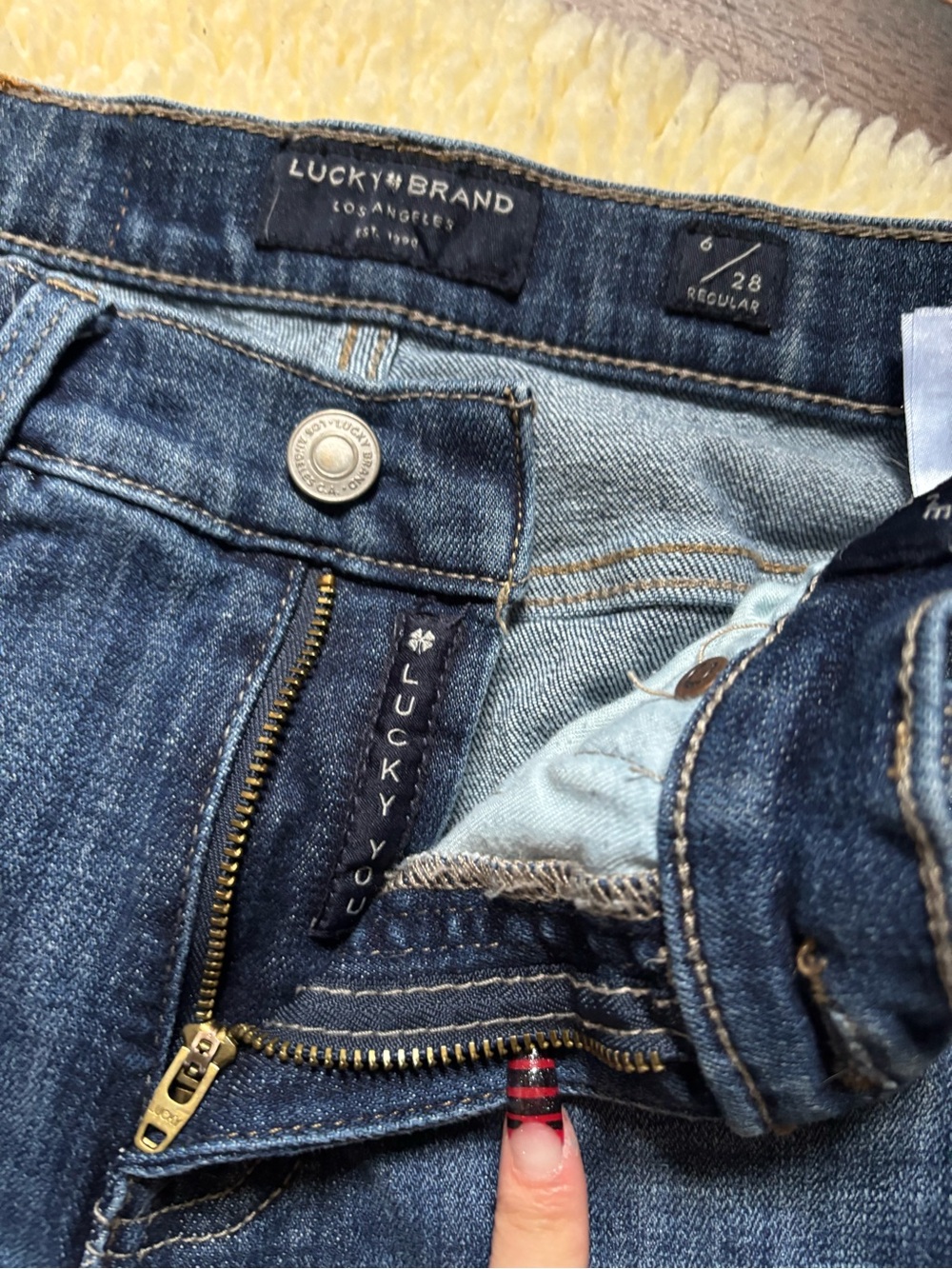 Lucky Brand Women's Dark Blue Regular Jeans